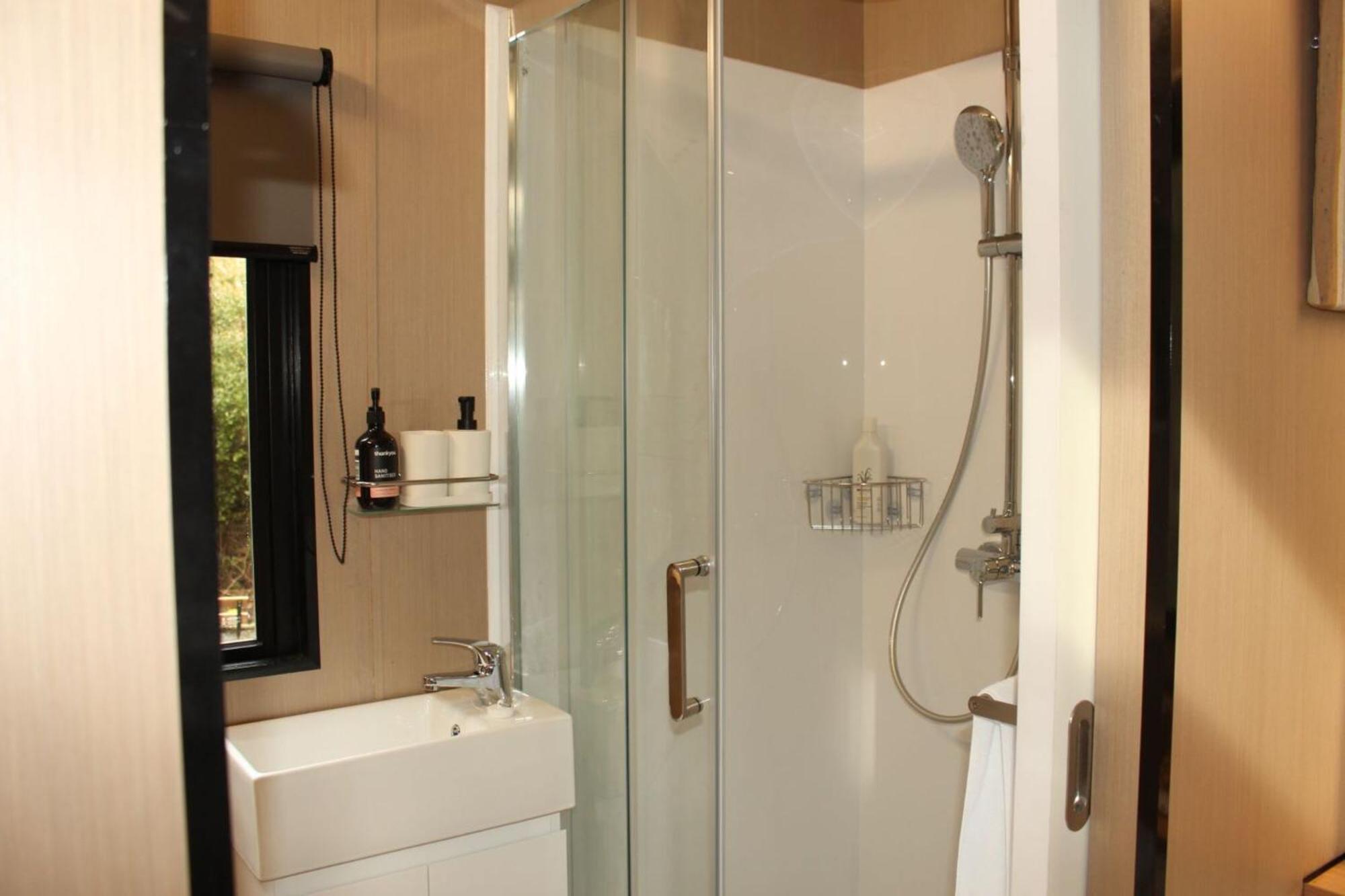 Tranquility Tiny House By Tiny Away Villa Owaka Luaran gambar